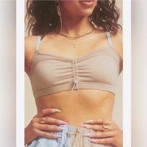 Fabletics - Makayla - Low Impact Sports Bra- NWT - SIZE XS - Tan and Blue